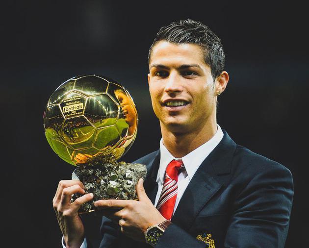 现明显失误 现明显失误