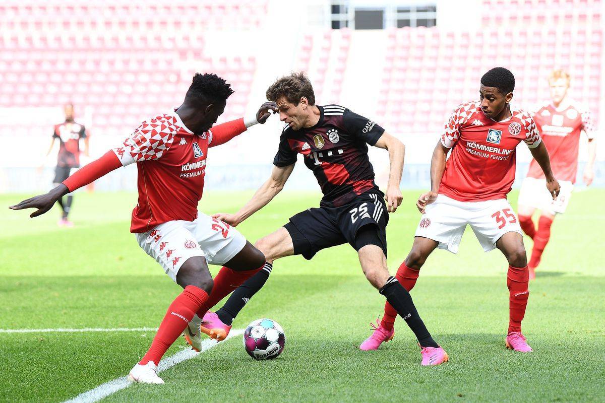 历来以其严 历来以其严